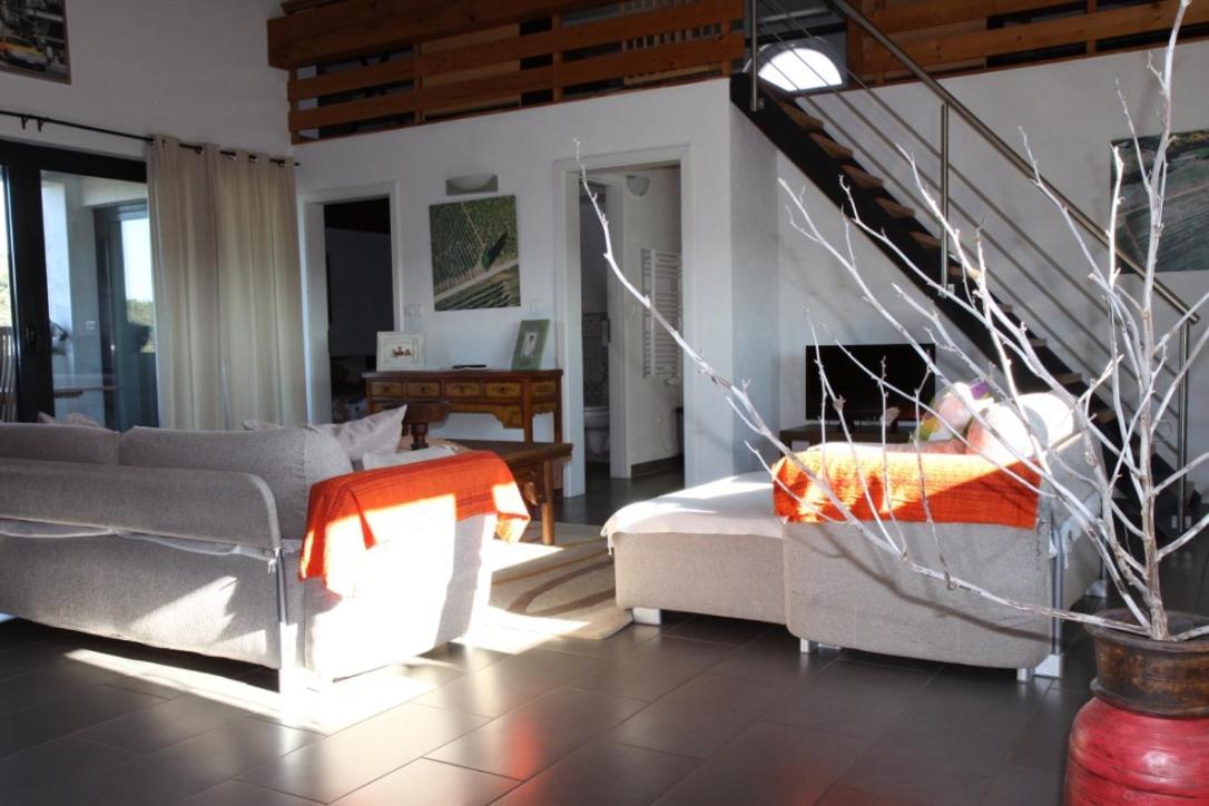 Domaine De Cazaban Apartment Villegailhenc Bagian luar foto