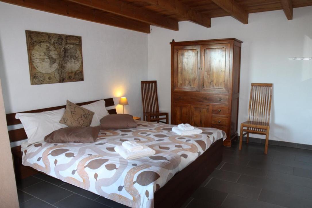 Domaine De Cazaban Apartment Villegailhenc Bagian luar foto