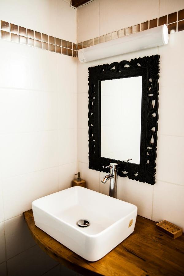 Domaine De Cazaban Apartment Villegailhenc Bagian luar foto