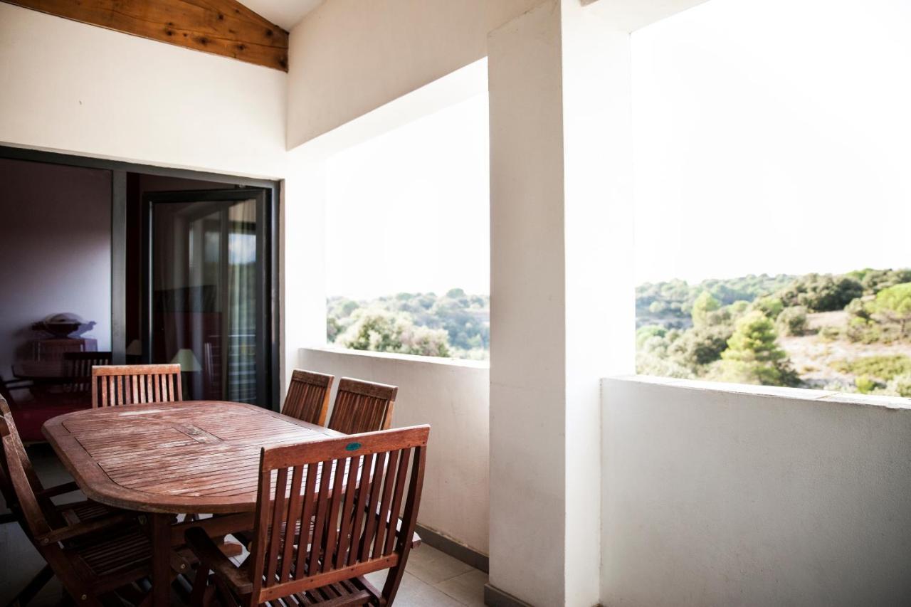 Domaine De Cazaban Apartment Villegailhenc Bagian luar foto
